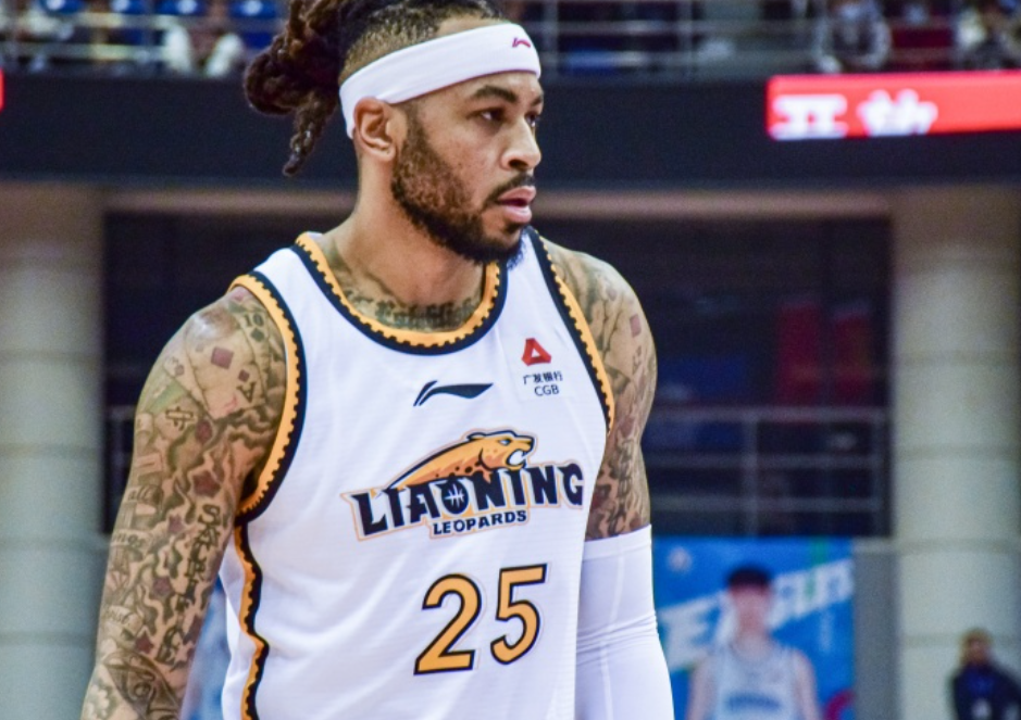 欧冠即时赔率数据-辽宁109-57狂胜四川 球员评价：7人优秀，2人及格，3人低迷